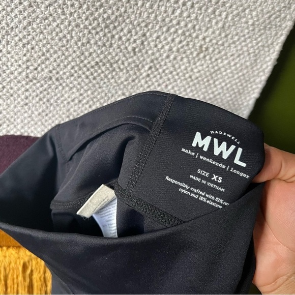 MADEWELL MWL Form High-Rise 7" Biker Shorts size xsmall - Picture 3 of 4